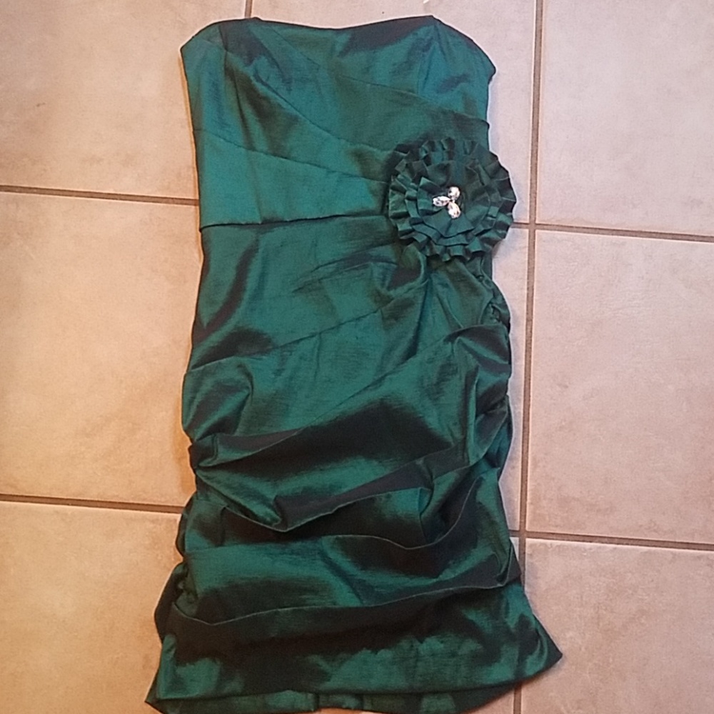 Forest green homecoming dress